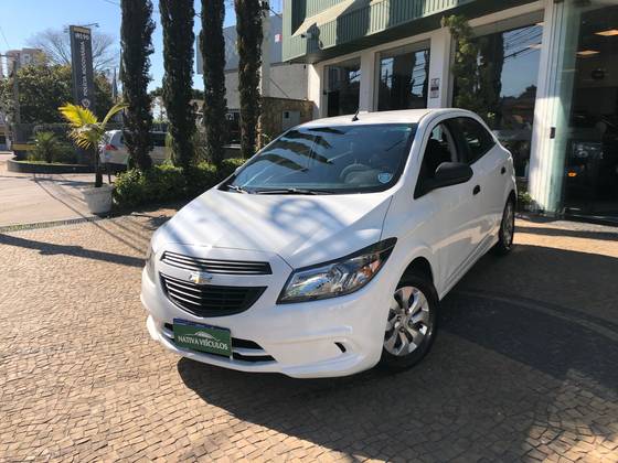 CHEVROLET ONIX 1.0 MPFI JOY 8V FLEX 4P MANUAL CHEVROLET ONIX 1.0 MPFI JOY 8V FLEX 4P MANUAL